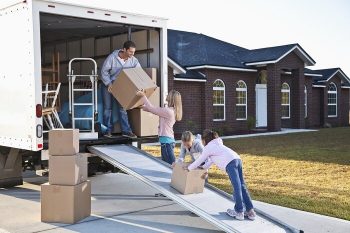 loadingtruck-1.jpg